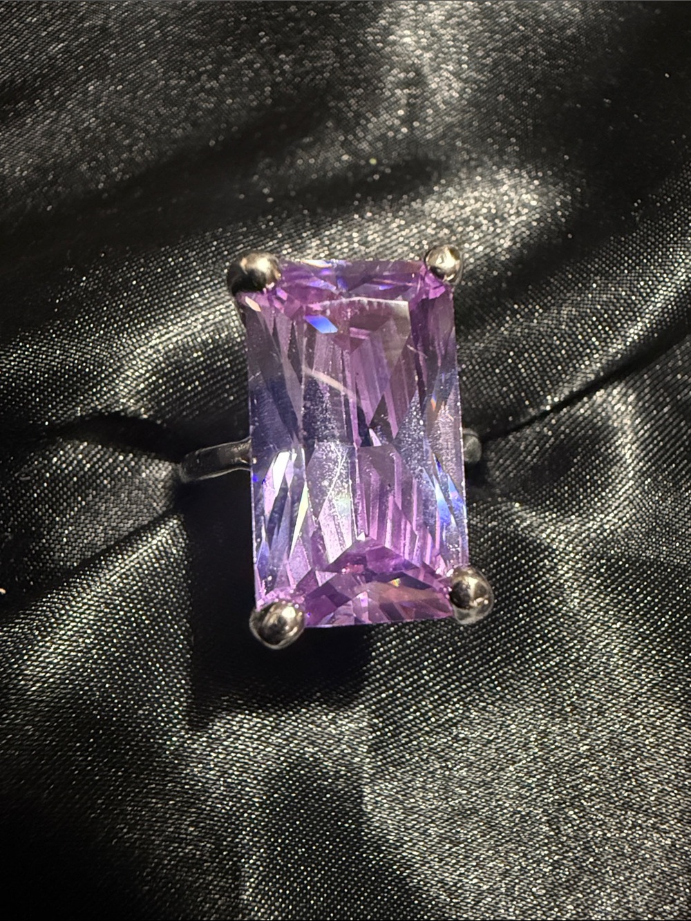 💍 Brilliant Emerald-Cut Lavender Purple CZ Statement Ring - 925 Sterling Silver
